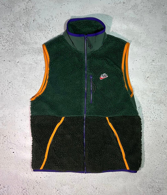 Nike vest